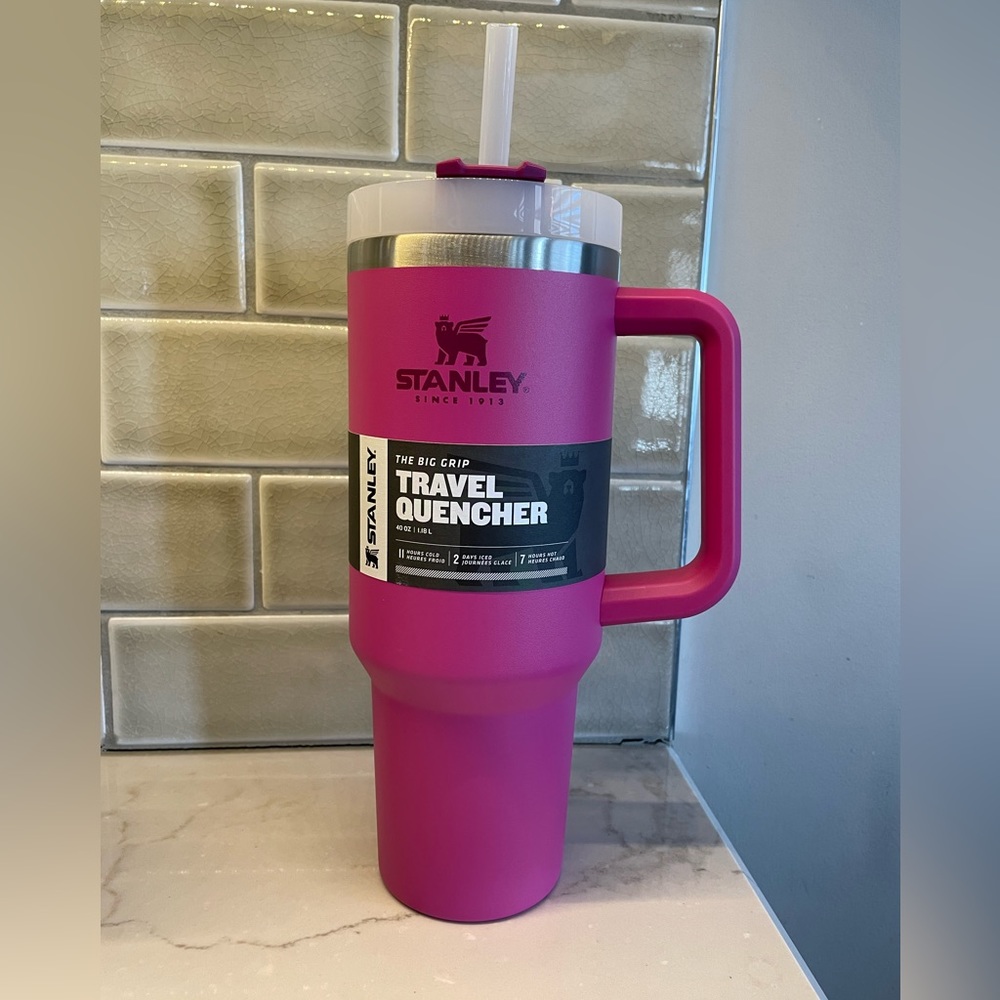 Stanley Travel Quencher 40 oz in Azalea